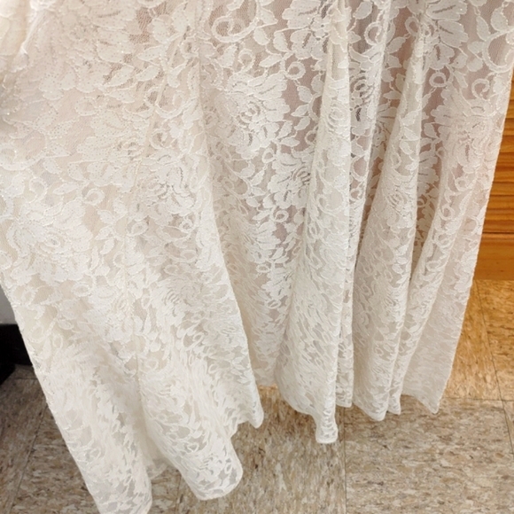 R & M Richards Maxi Lace Halter Dress Size 4 - Picture 6 of 8